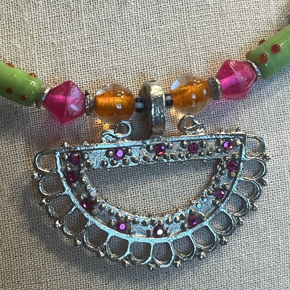 Hand Crafted Choker Multicolor Tribal Influenced - Picture 3 of 8